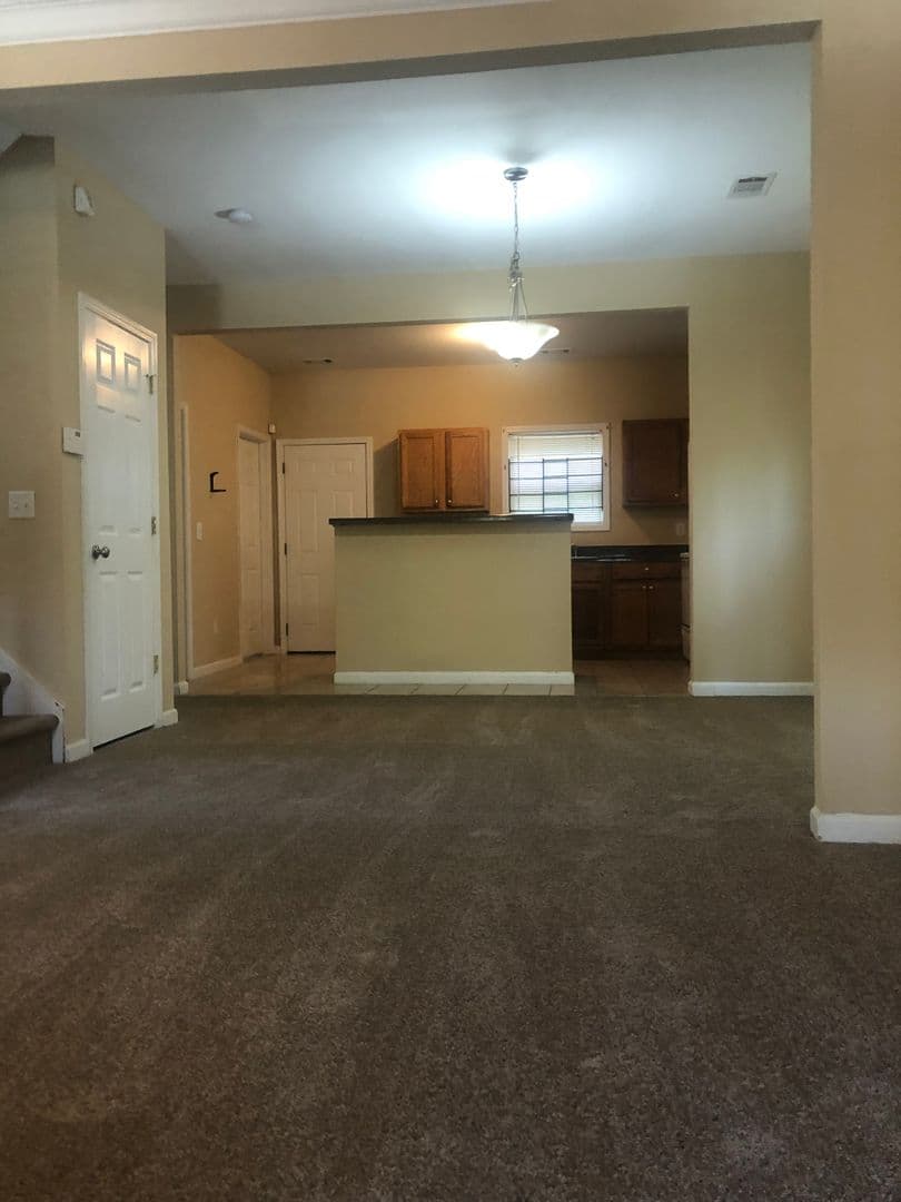 Atlanta House: 115 Holly Rd NW