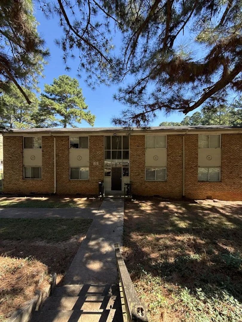 Decatur Apartment: 1642 Line St