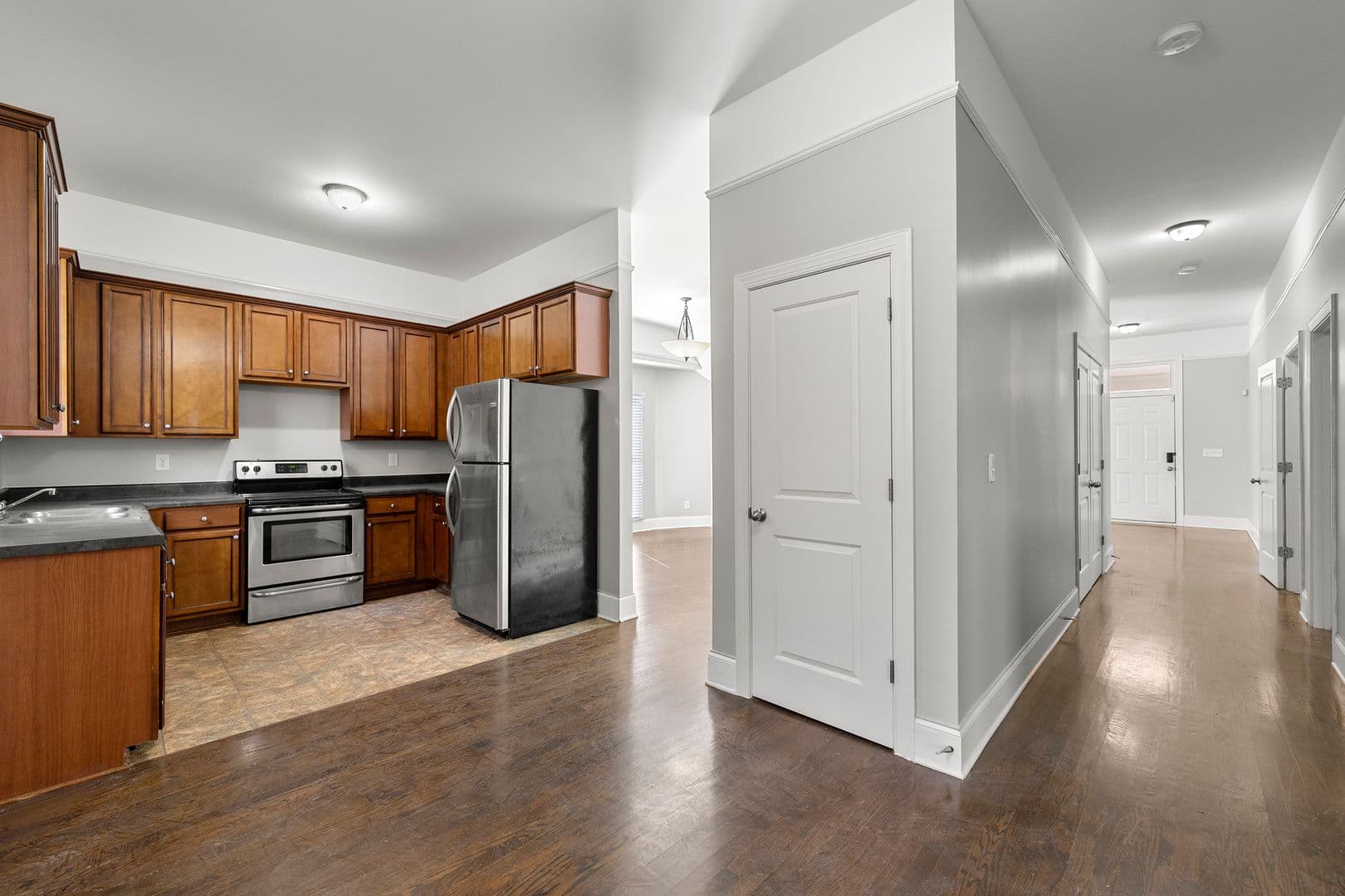 Atlanta Apartment: 94 Lucy St