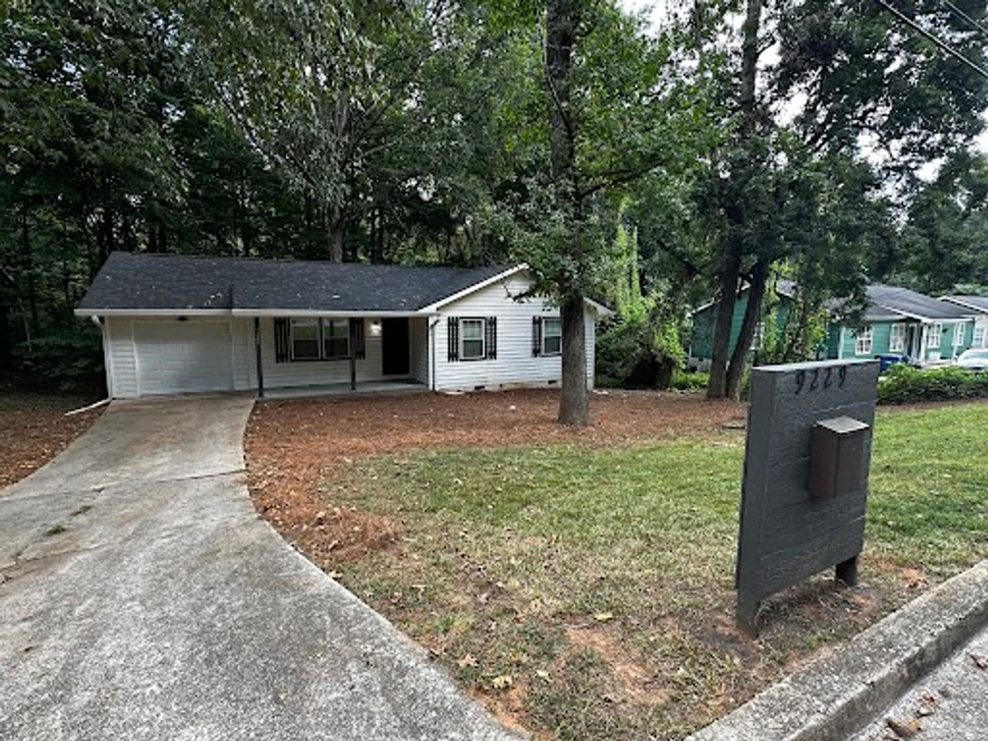 Covington House: 9229 Carr Cir SW