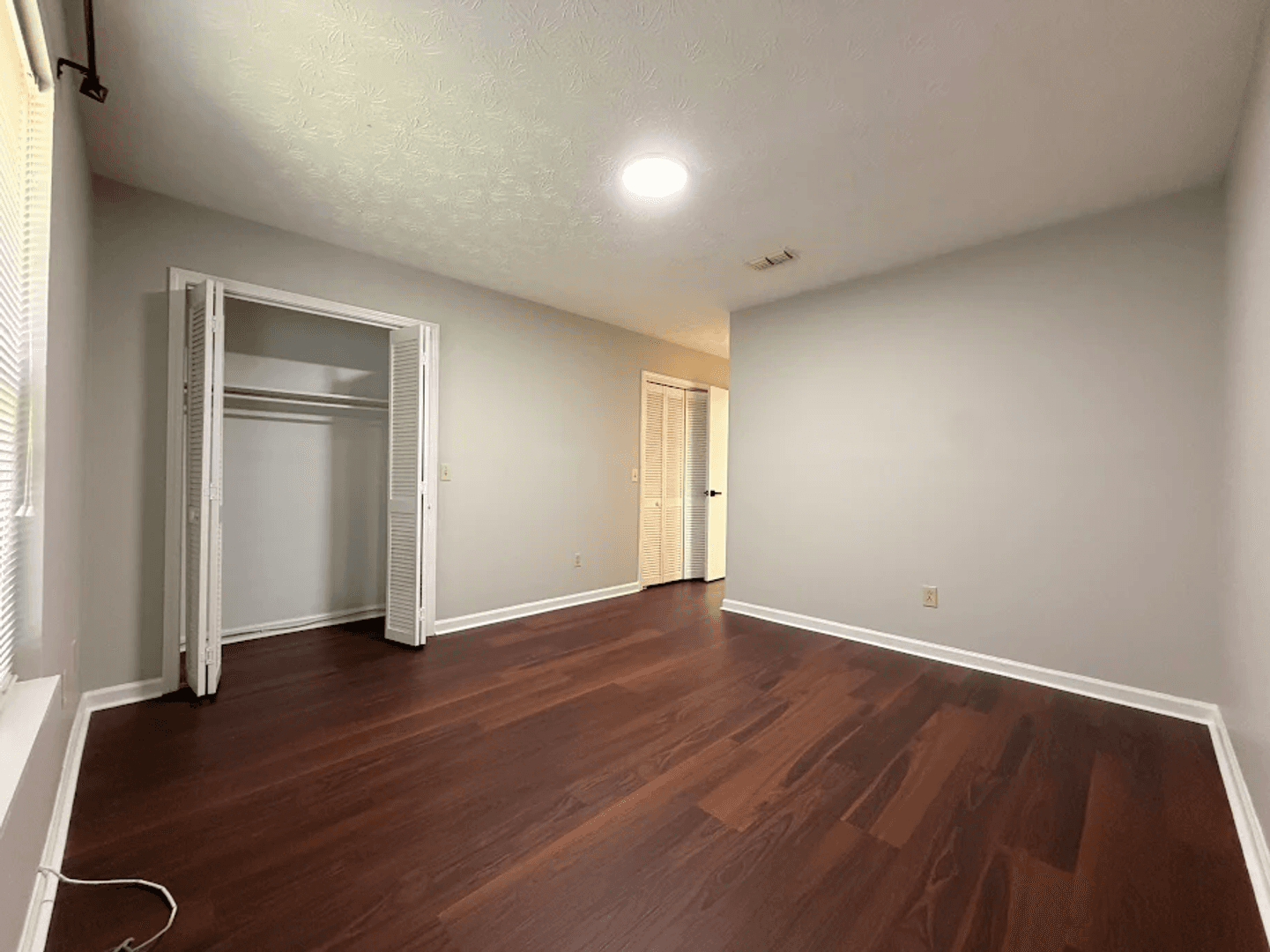 Athens Apartment: 120 Cumberland Ct