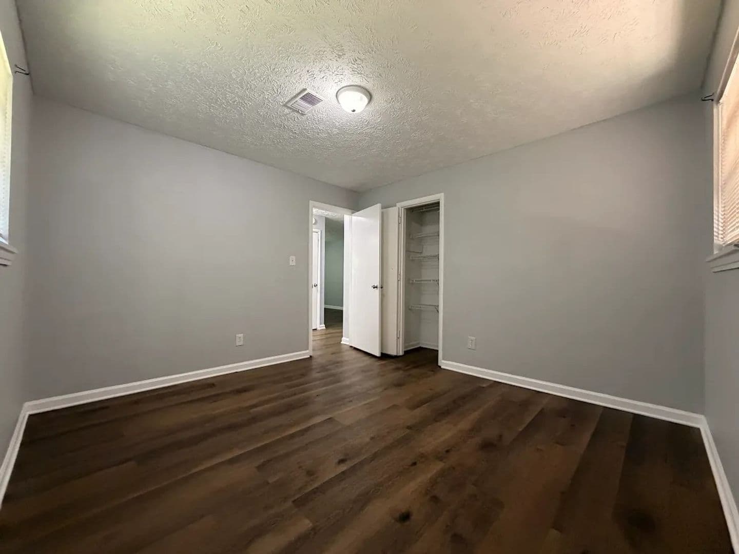 Lilburn Apartment: 4882 Valley Dale Ct SW