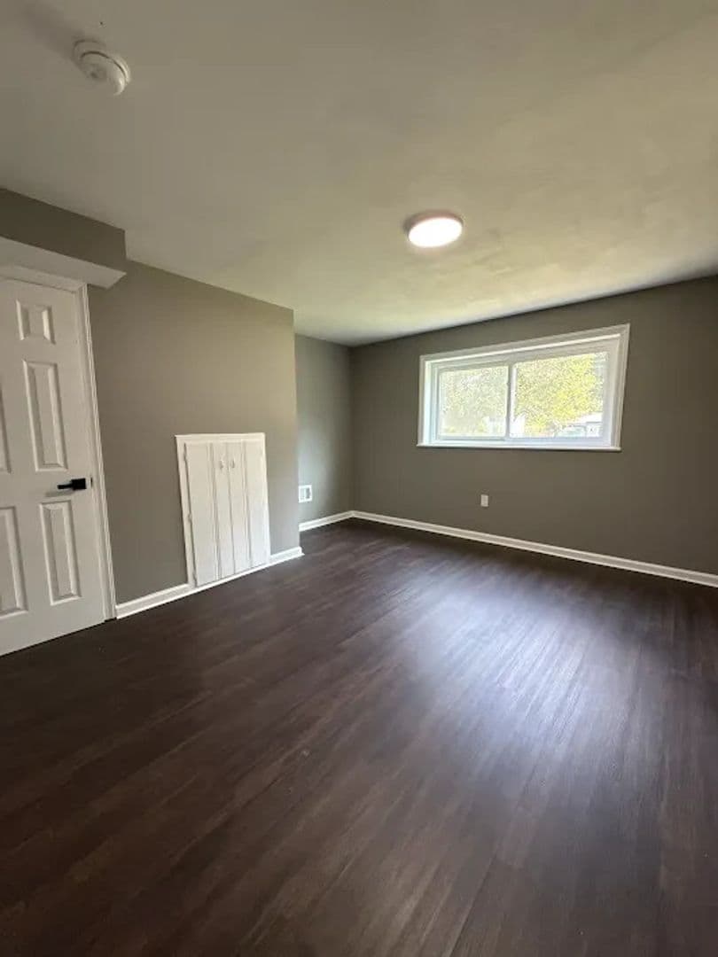 Decatur House: 2379 Miriam Ln