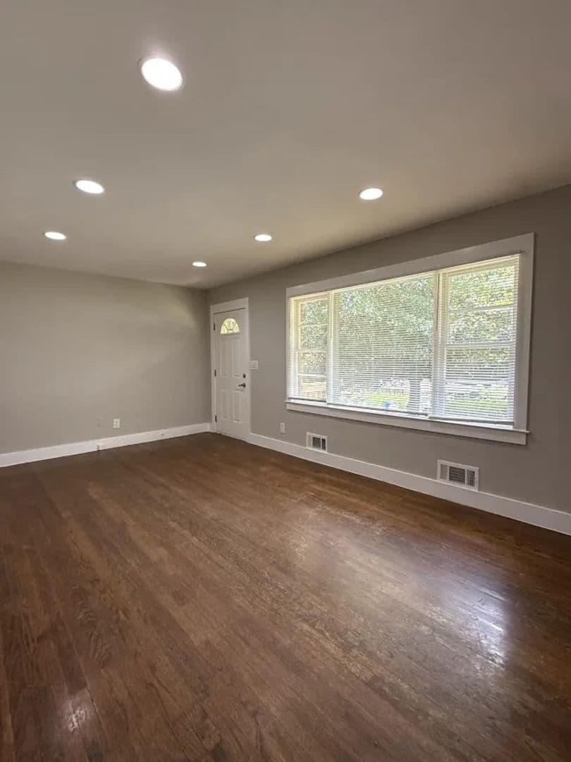 Atlanta House: 2578 Rockcliff Rd