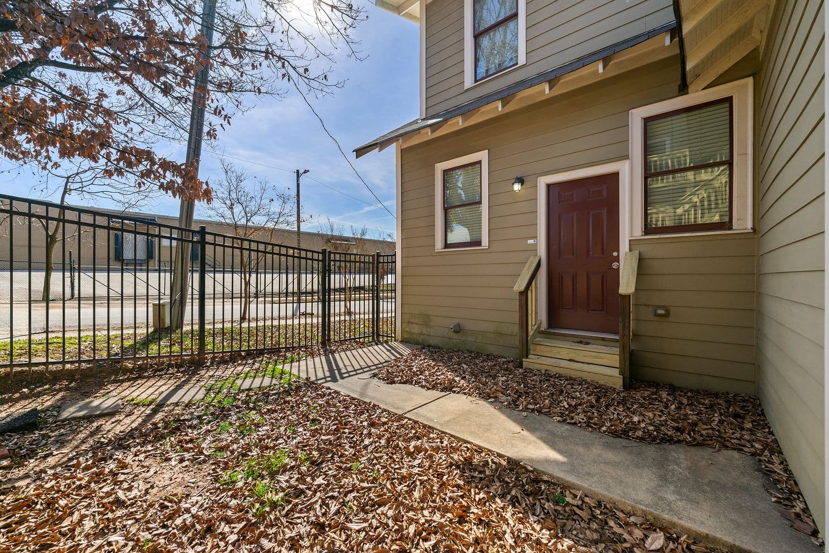 Atlanta Apartment: 94 Lucy St