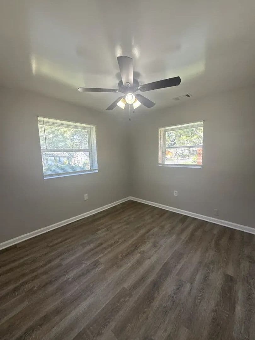 Atlanta Apartment: 990 Lawton St SW