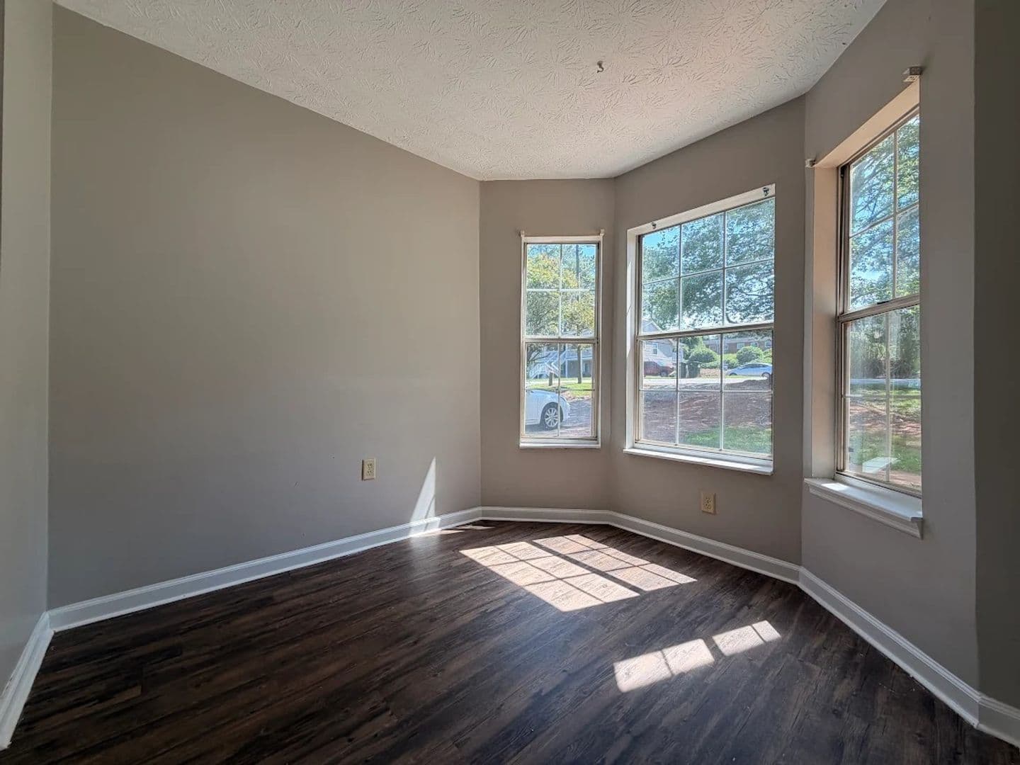 Athens Apartment: 130 Cumberland Ct