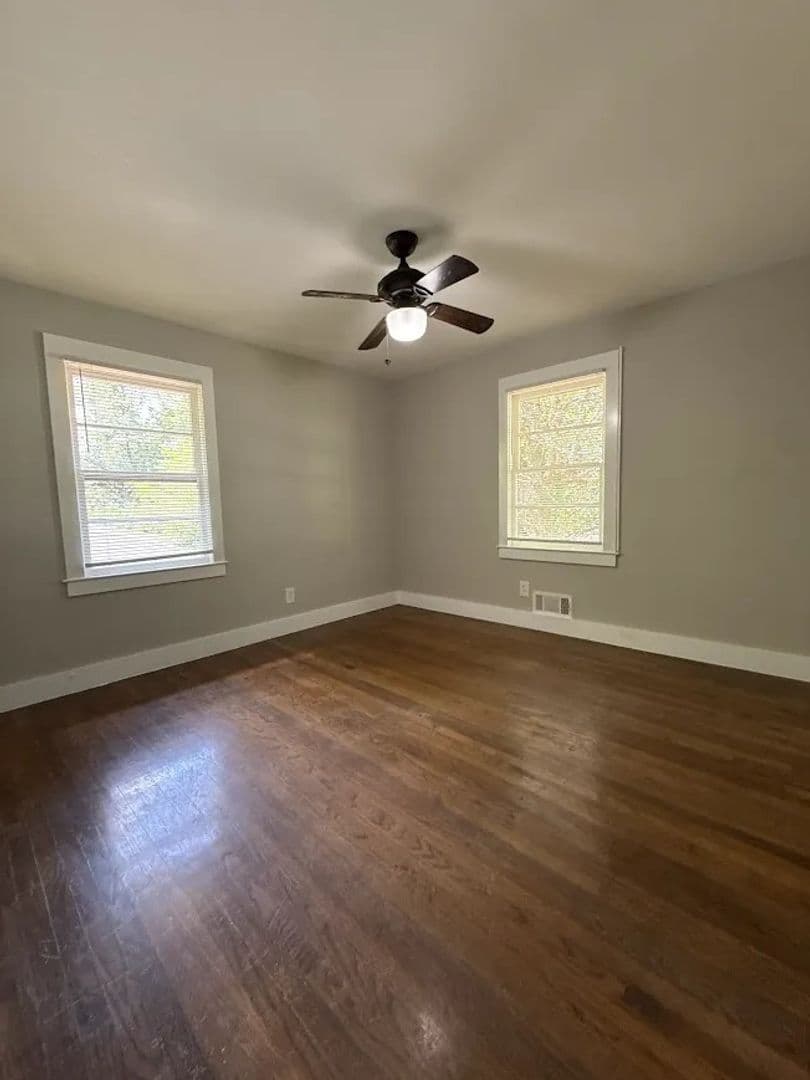 Atlanta House: 2578 Rockcliff Rd