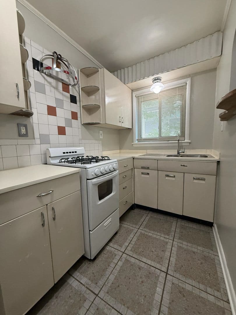 Atlanta Apartment: 1978 Wellbourne Drive NE