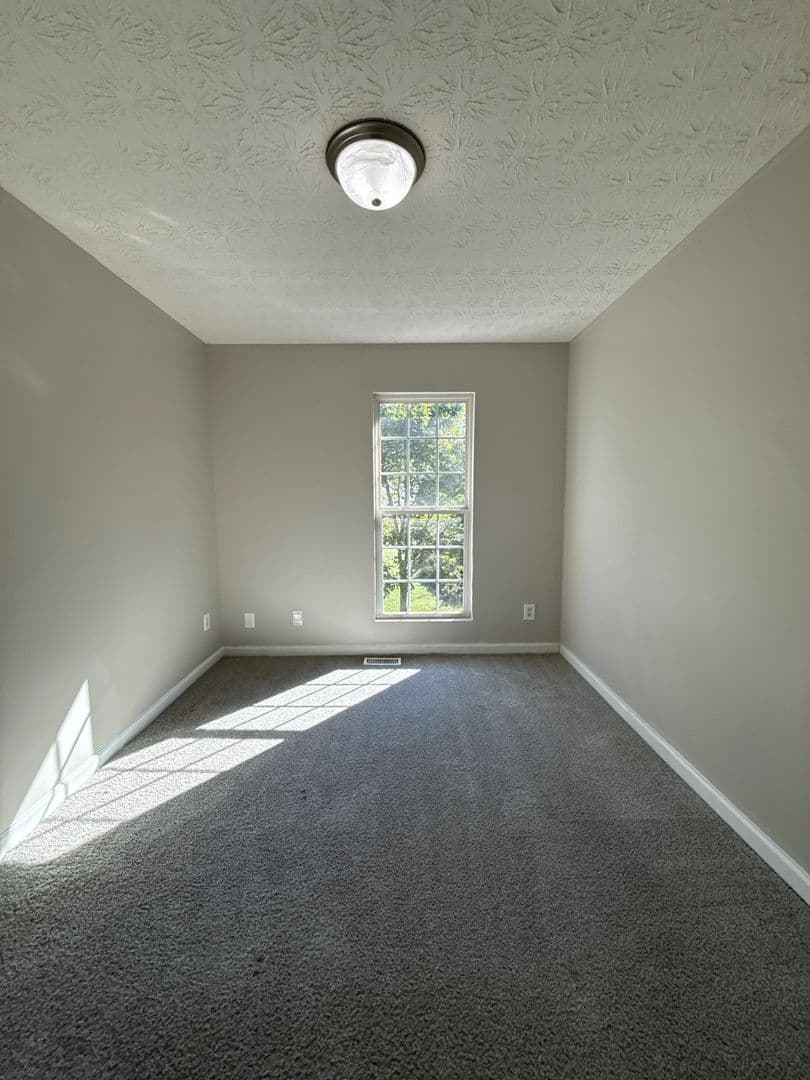 Hampton House: 11408 South Grove Drive