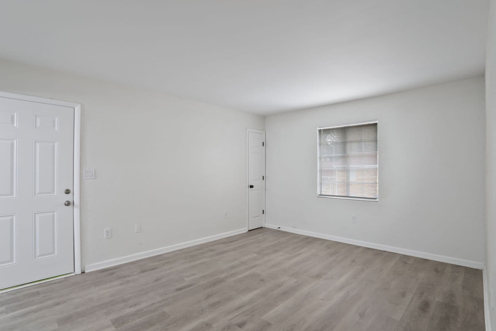 Atlanta Apartment: 2060 Alison Ct SW