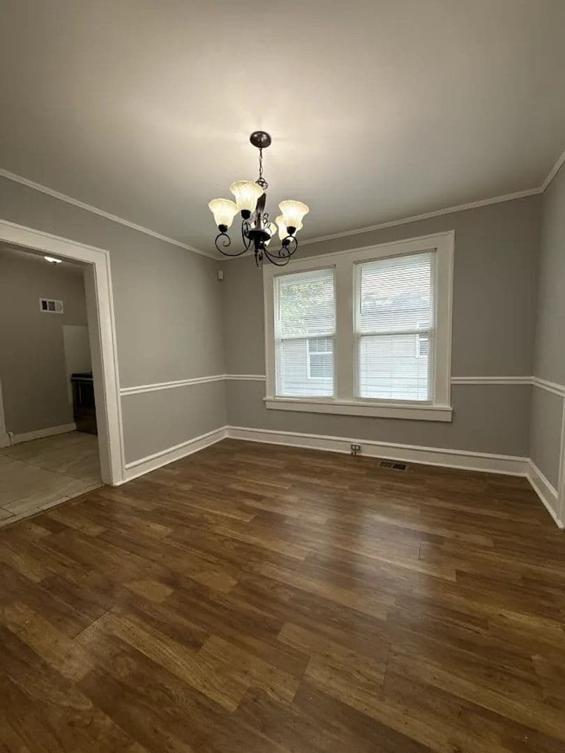 Atlanta House: 600 Mayland Ave SW