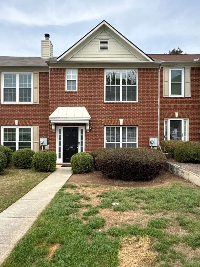 Lithonia House: 2614 Parkway Trl