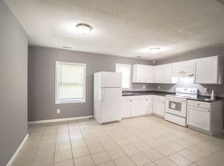 Atlanta House: 1287 Redford Dr