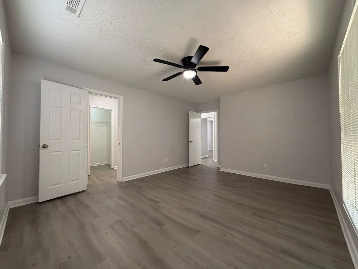 Holly Springs Apartment: 806 Palm St