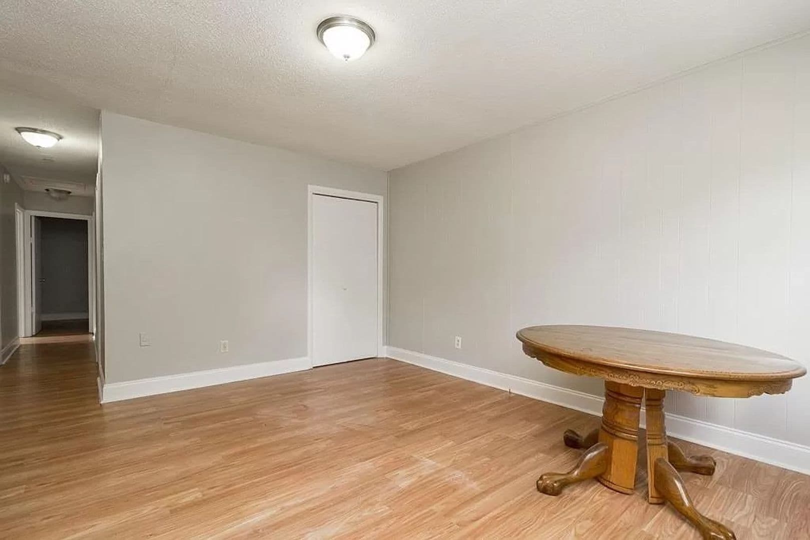 Atlanta House: 482 Arthur St SW