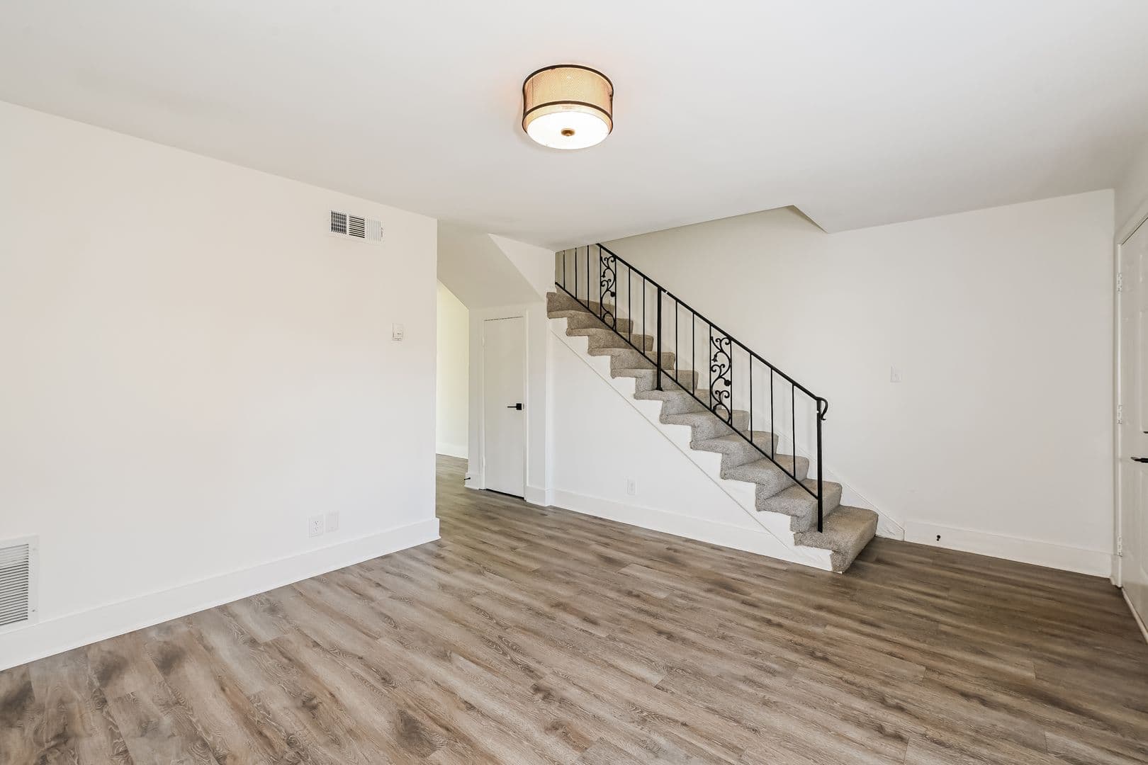 Decatur Apartment: 2721 White Oak Drive