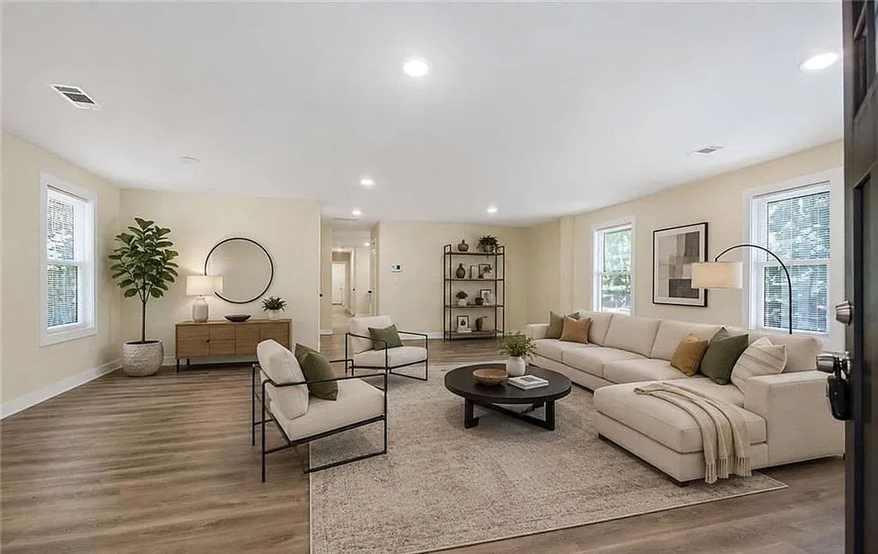 Atlanta House: 131 Holly Rd NW
