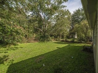 Atlanta House: 1287 Redford Dr