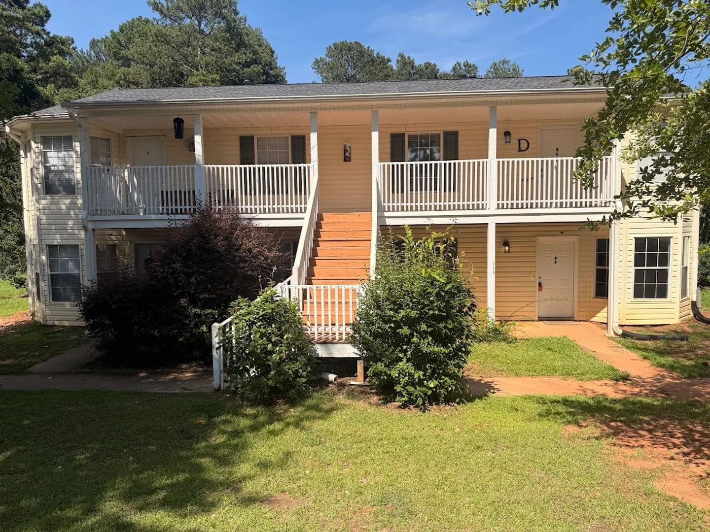 Athens Apartment: 130 Cumberland Ct