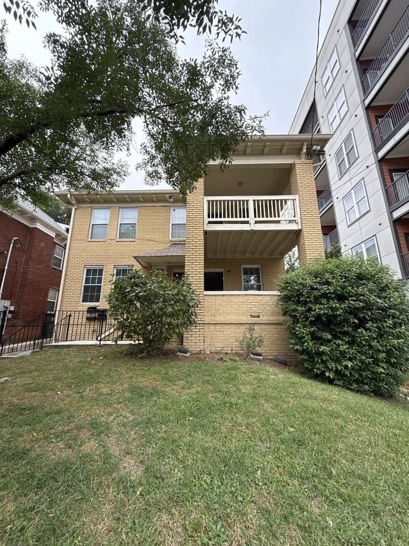 Atlanta Apartment: 520 Boulevard NE