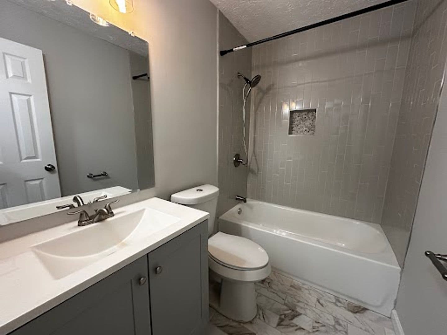 Covington House: 9229 Carr Cir SW