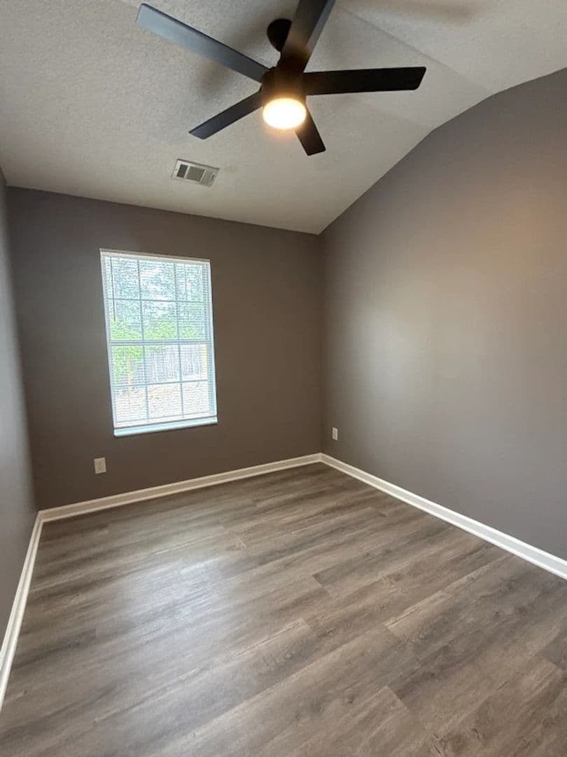 Lithonia House: 2614 Parkway Trl