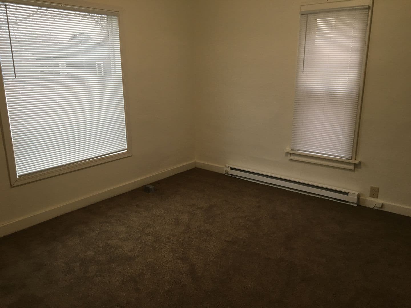 Watertown House: 213 4th St NE