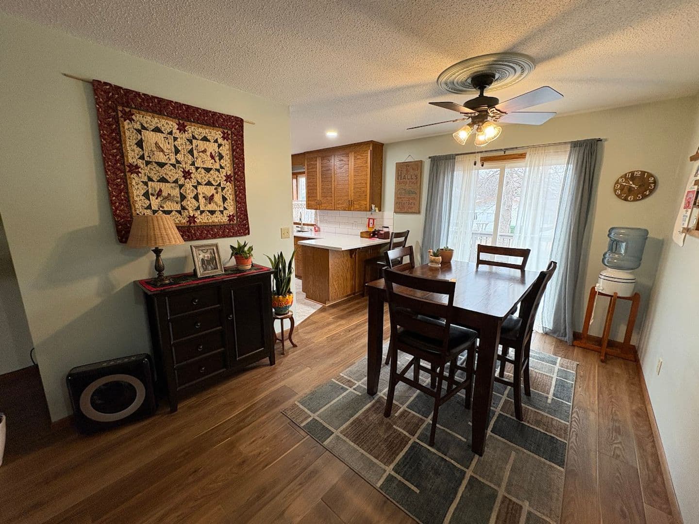 Watertown House: 206 17th St NE