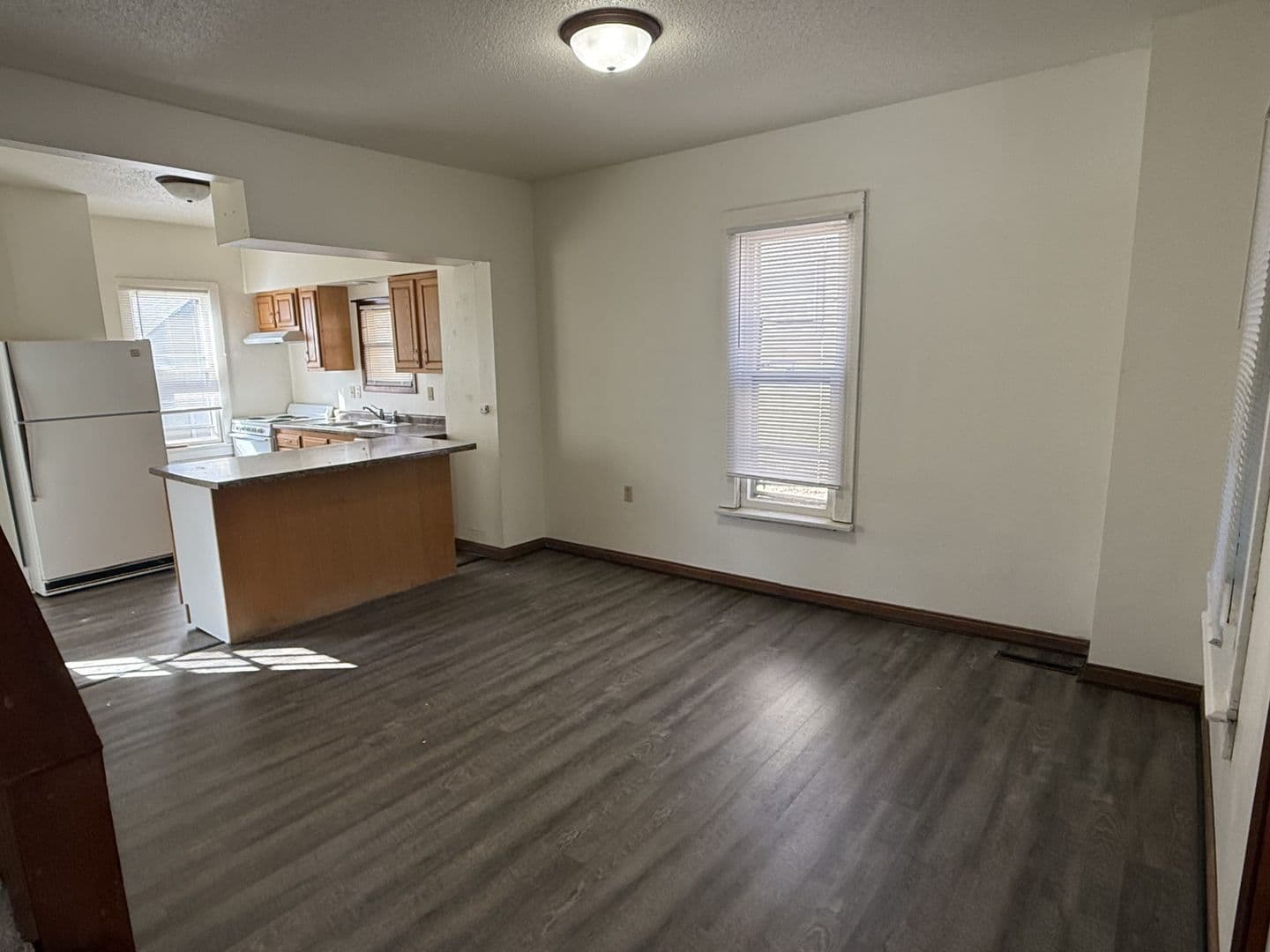 Watertown House: 213 4th St NE