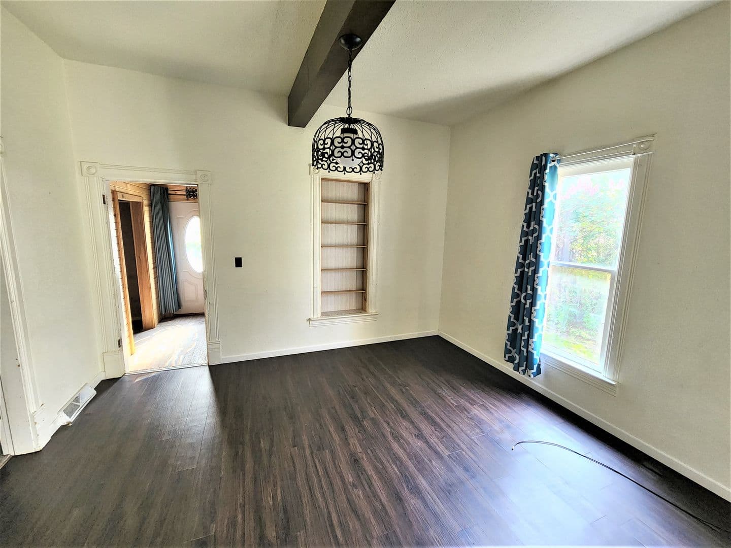 Watertown House: 141 6th St NE