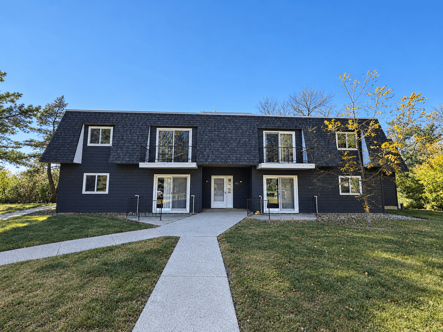 Watertown Apartment: 313 4th St NW