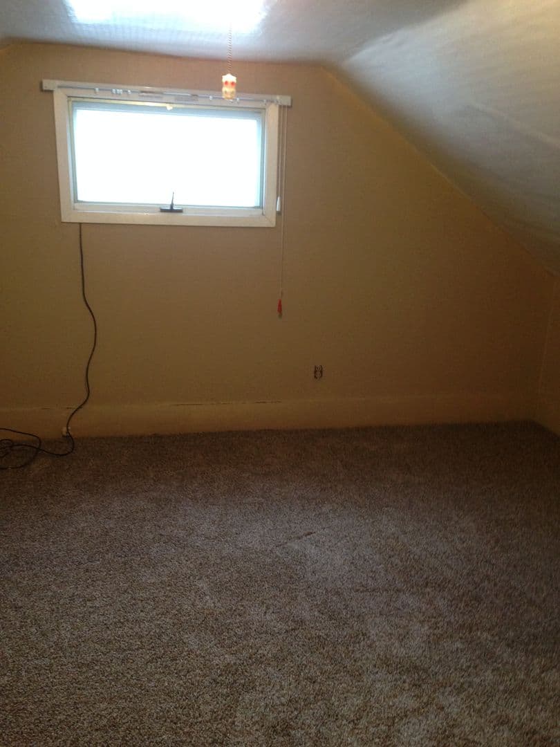 Watertown House: 219 1st St SW