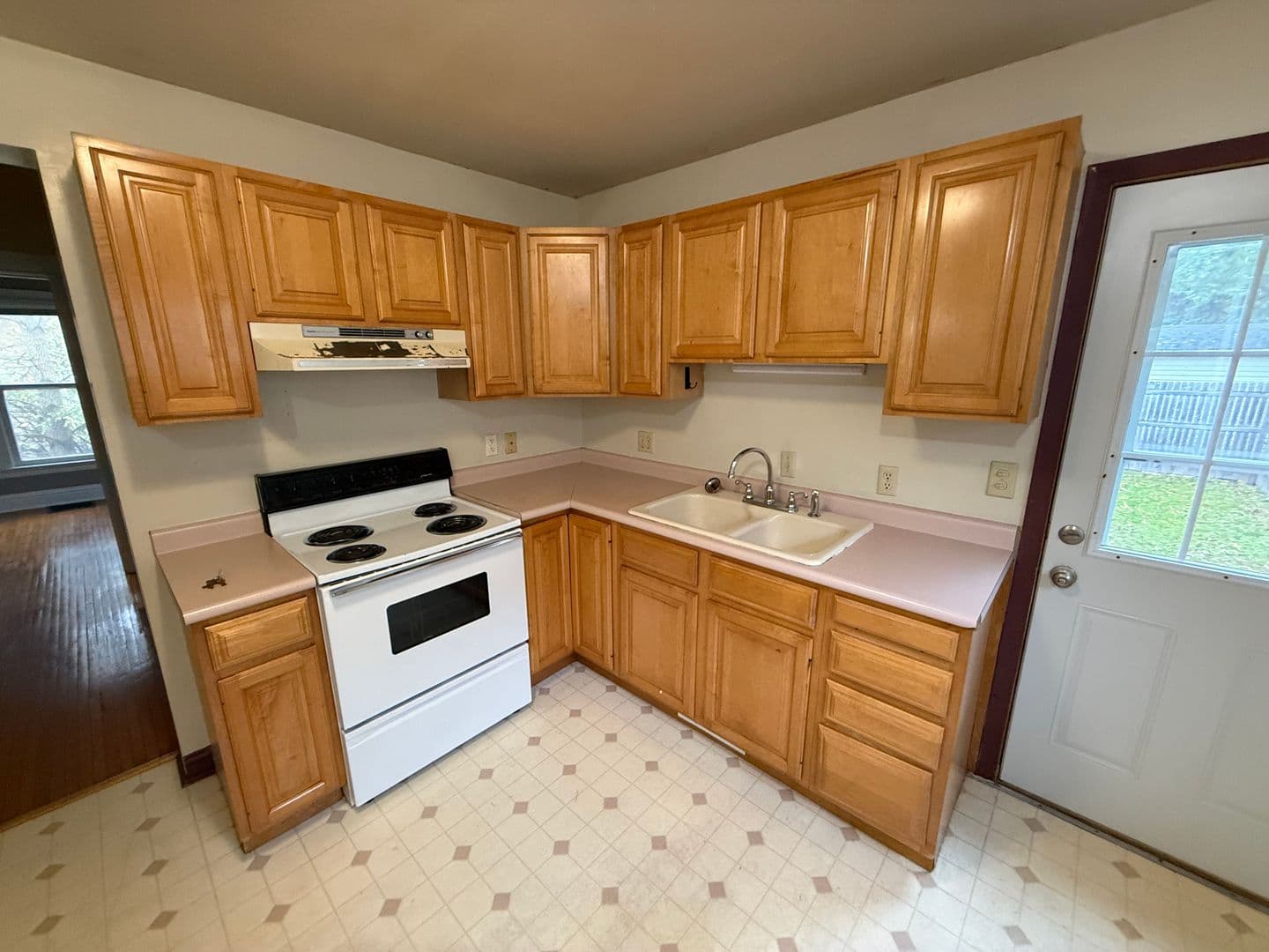 Watertown House: 107 4th Ave SE