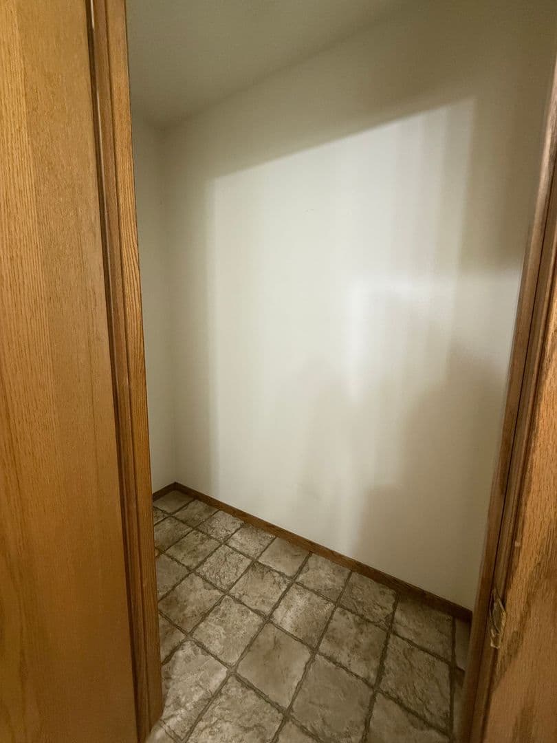 Watertown Apartment: 213 19th St SE