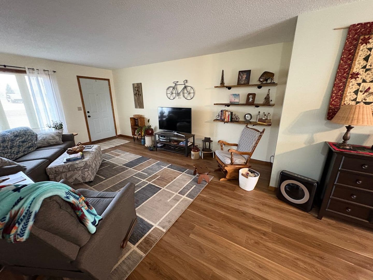 Watertown House: 206 17th St NE