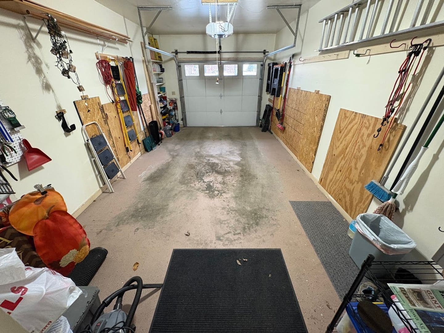 Watertown House: 206 17th St NE