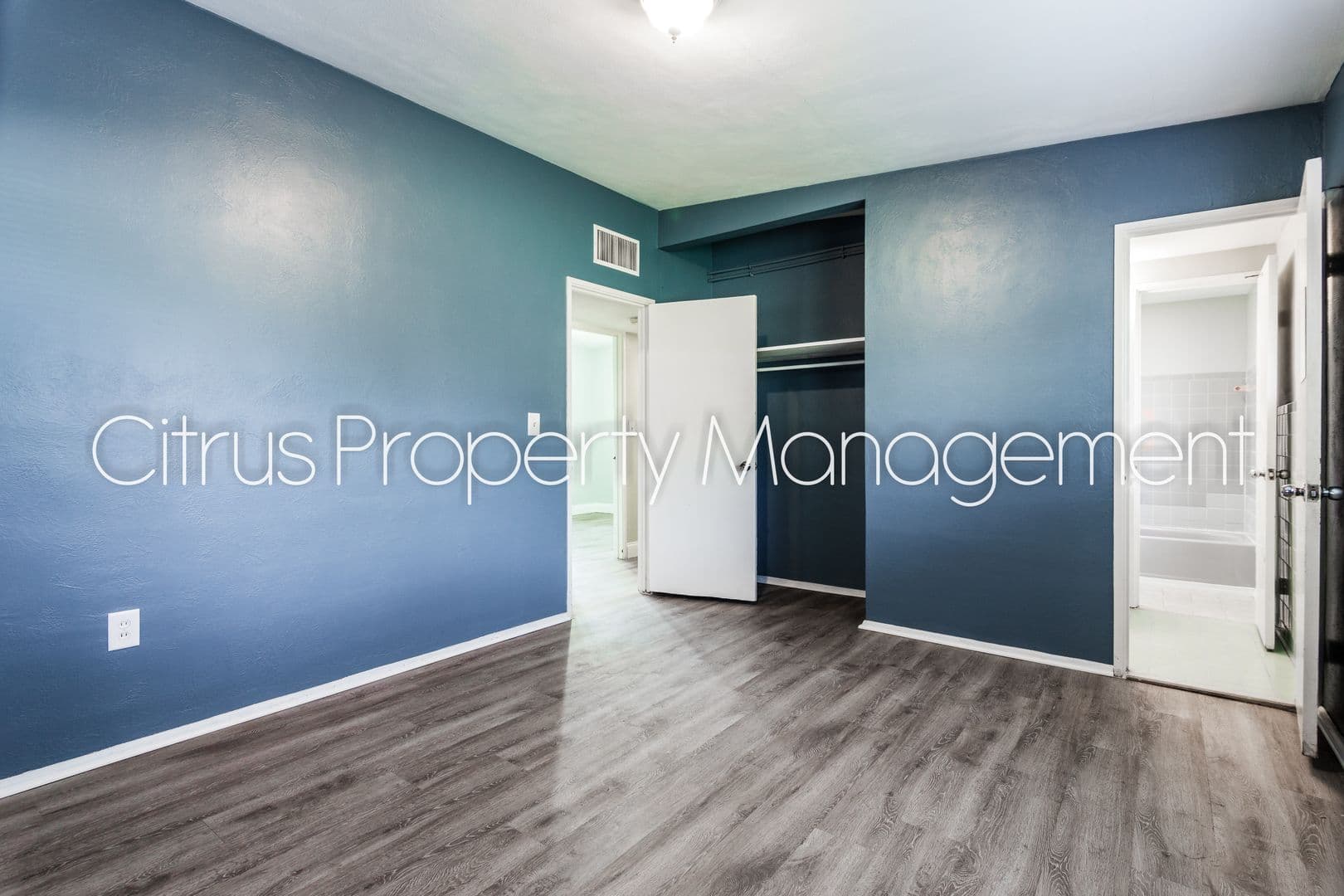Orlando House: 3219 E. Jersey Ave