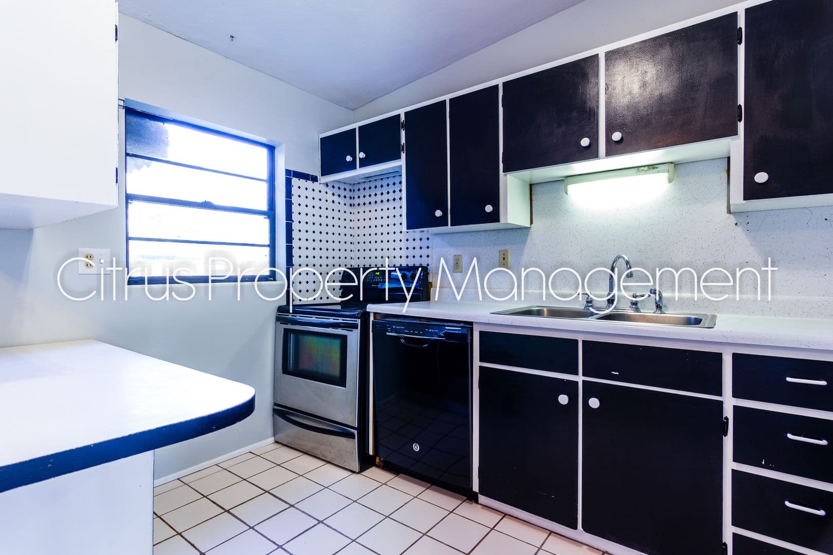 Orlando House: 3219 E. Jersey Ave