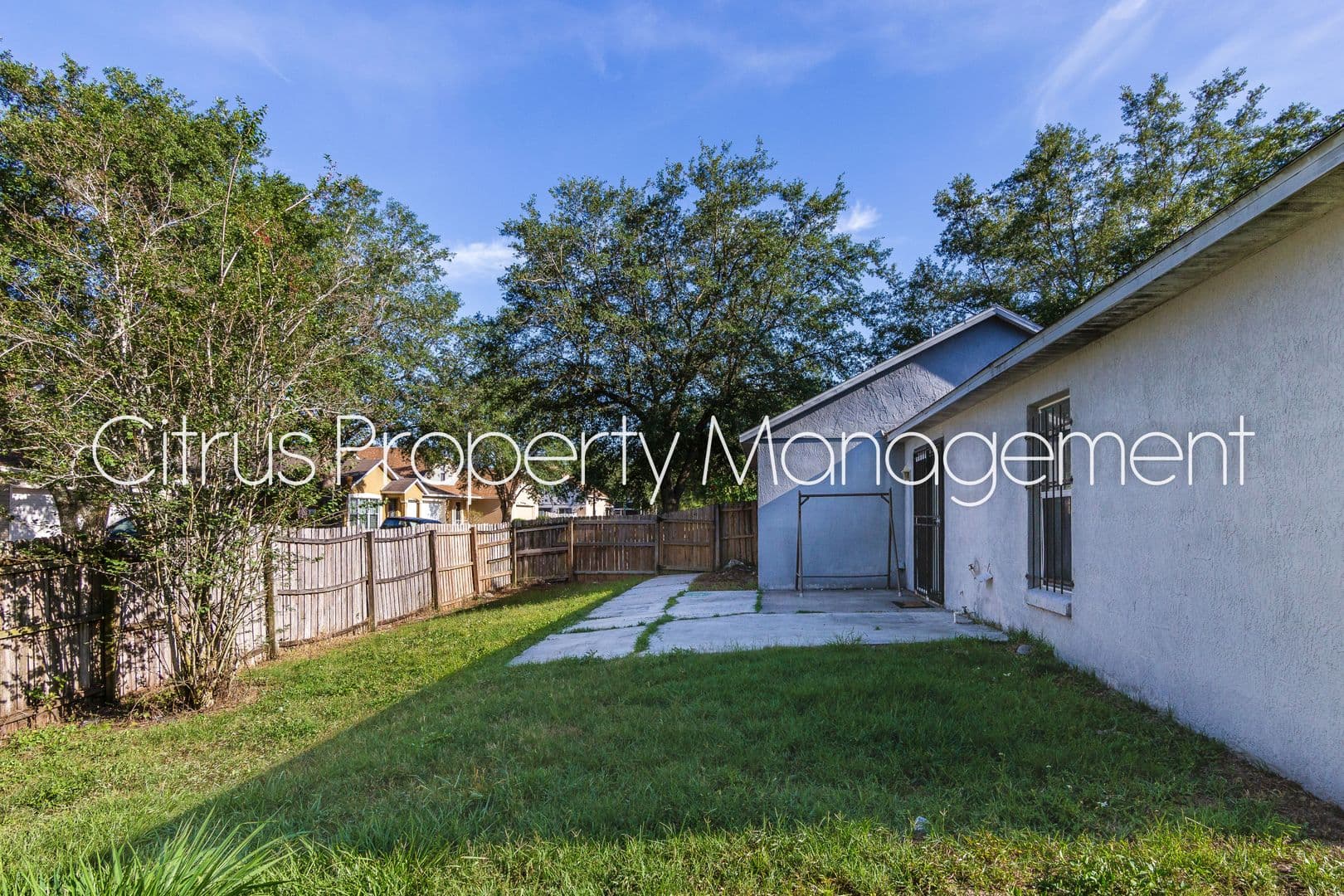 Orlando House: 5201 Yaupon Street