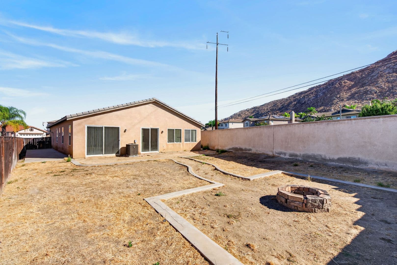 Moreno Valley House: 17334 Cremello