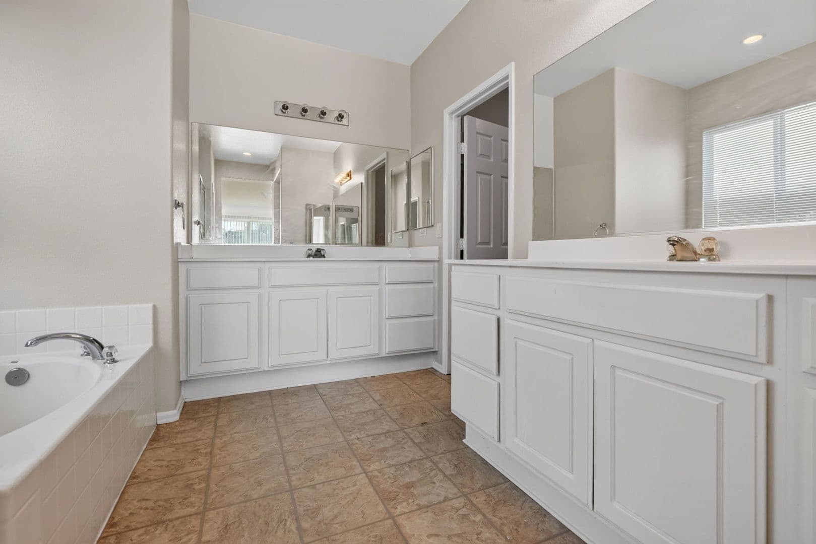 Moreno Valley House: 17334 Cremello