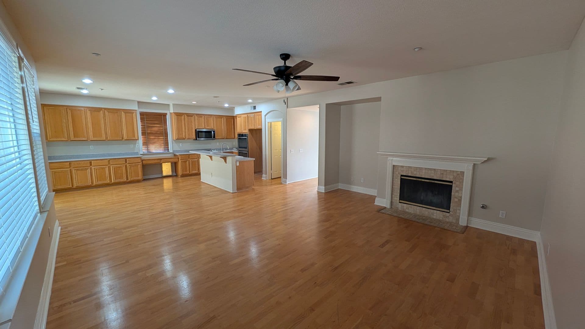 Riverside House: 6370 Claridge Dr