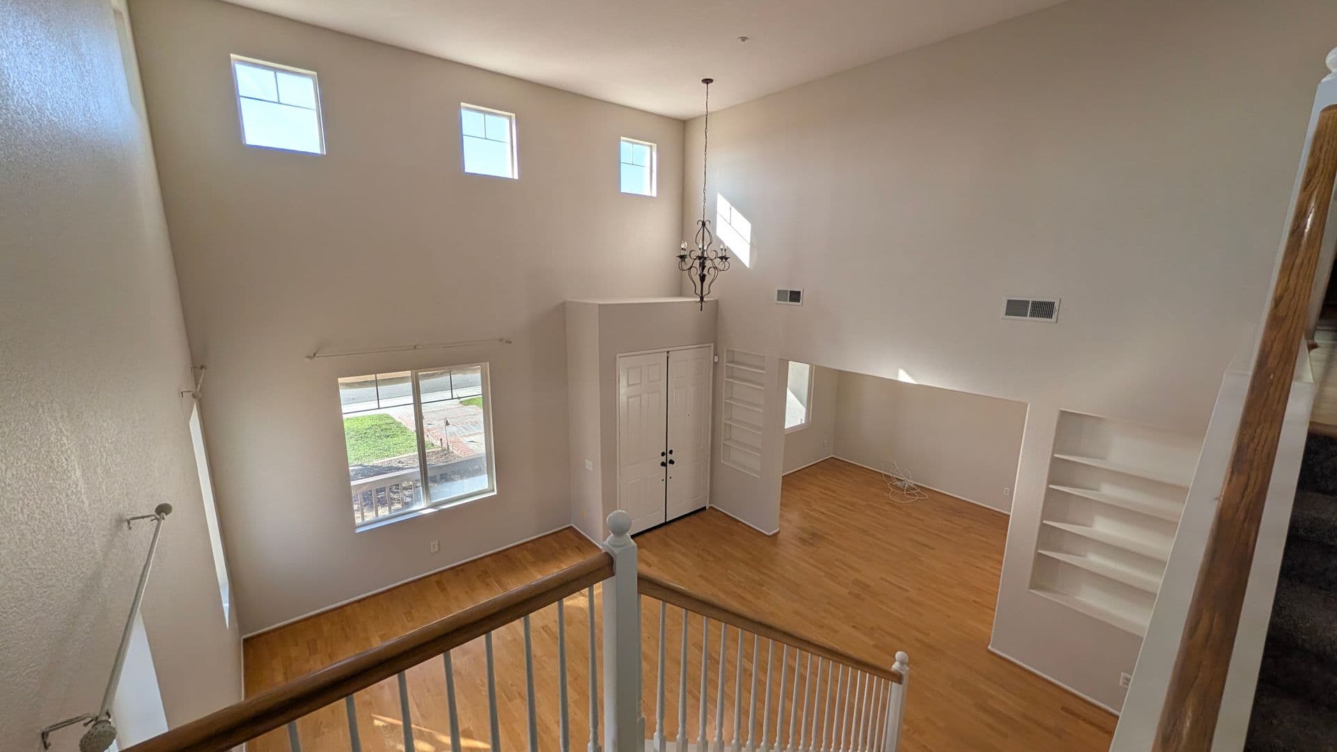 Riverside House: 6370 Claridge Dr