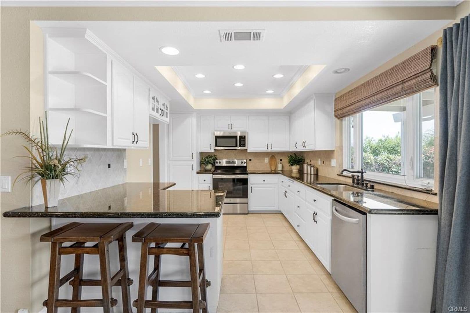 Riverside House: 1460 Timberlane Dr