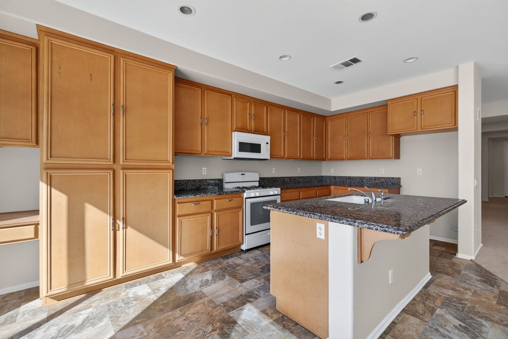 Moreno Valley House: 17334 Cremello