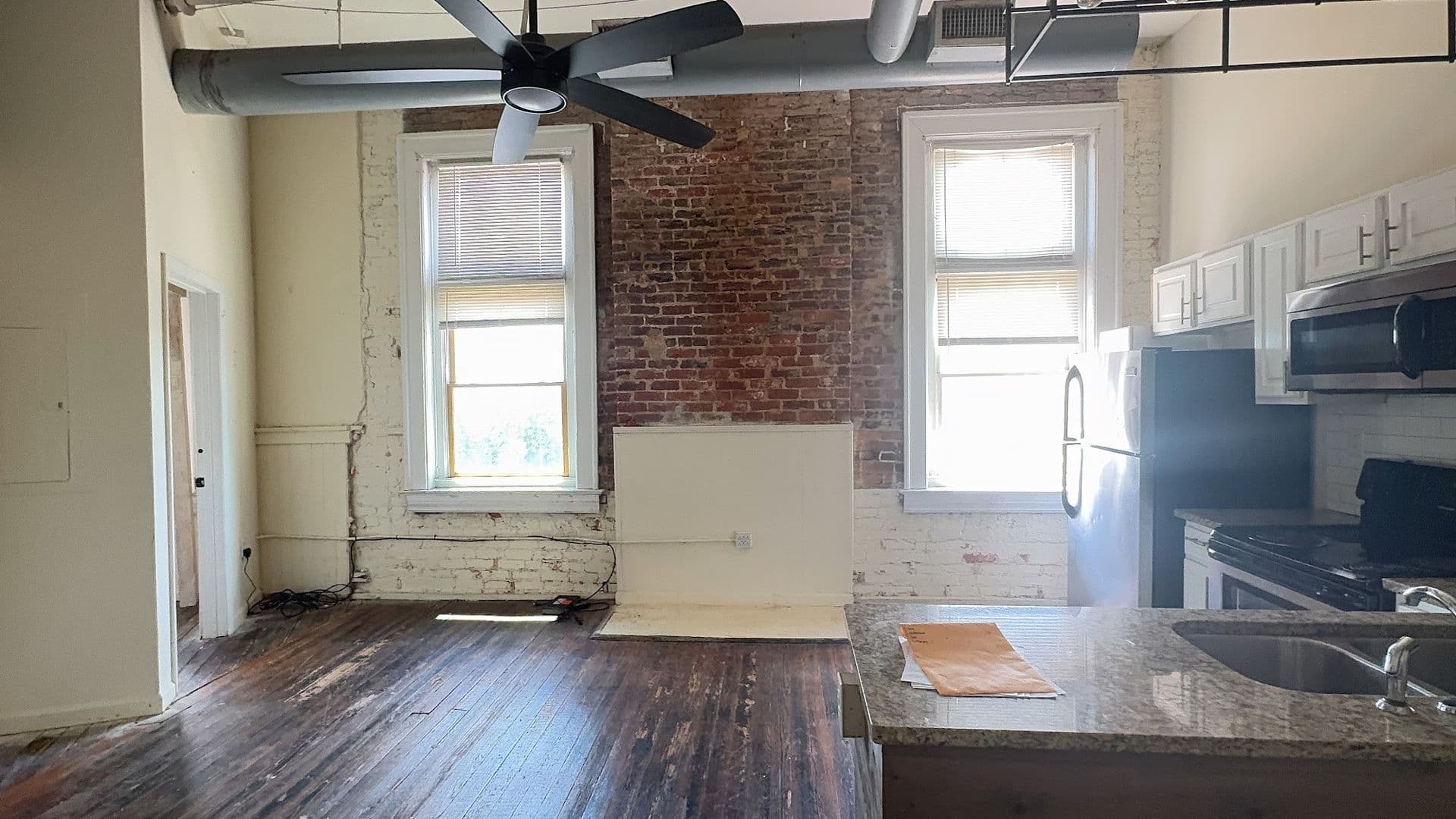 Athens Apartment: 580 E Broad St