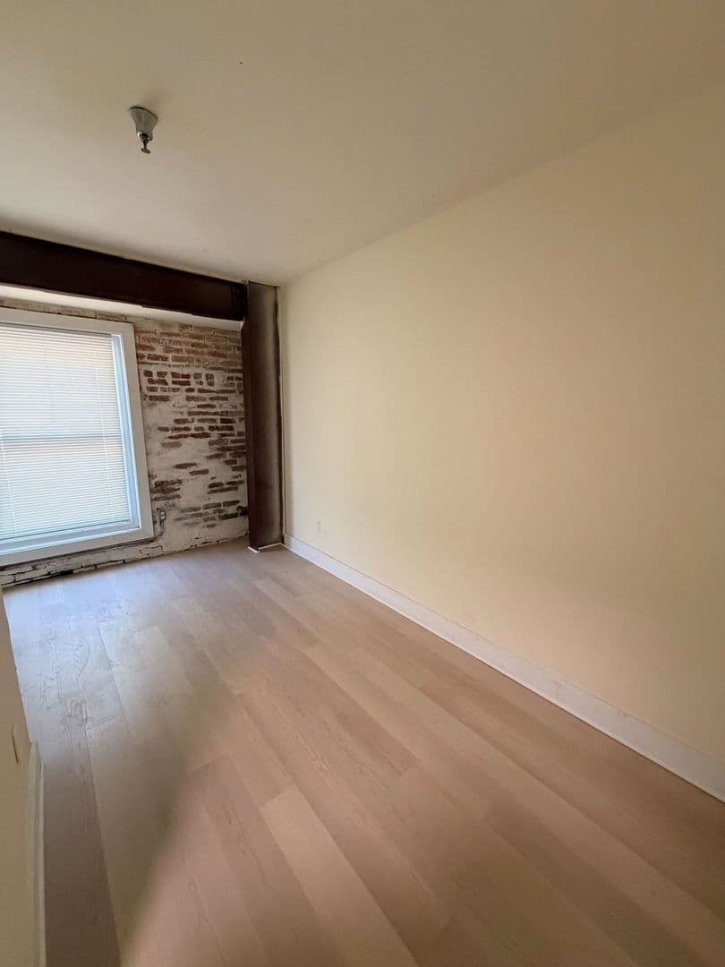 Athens Apartment: 580 E Broad St