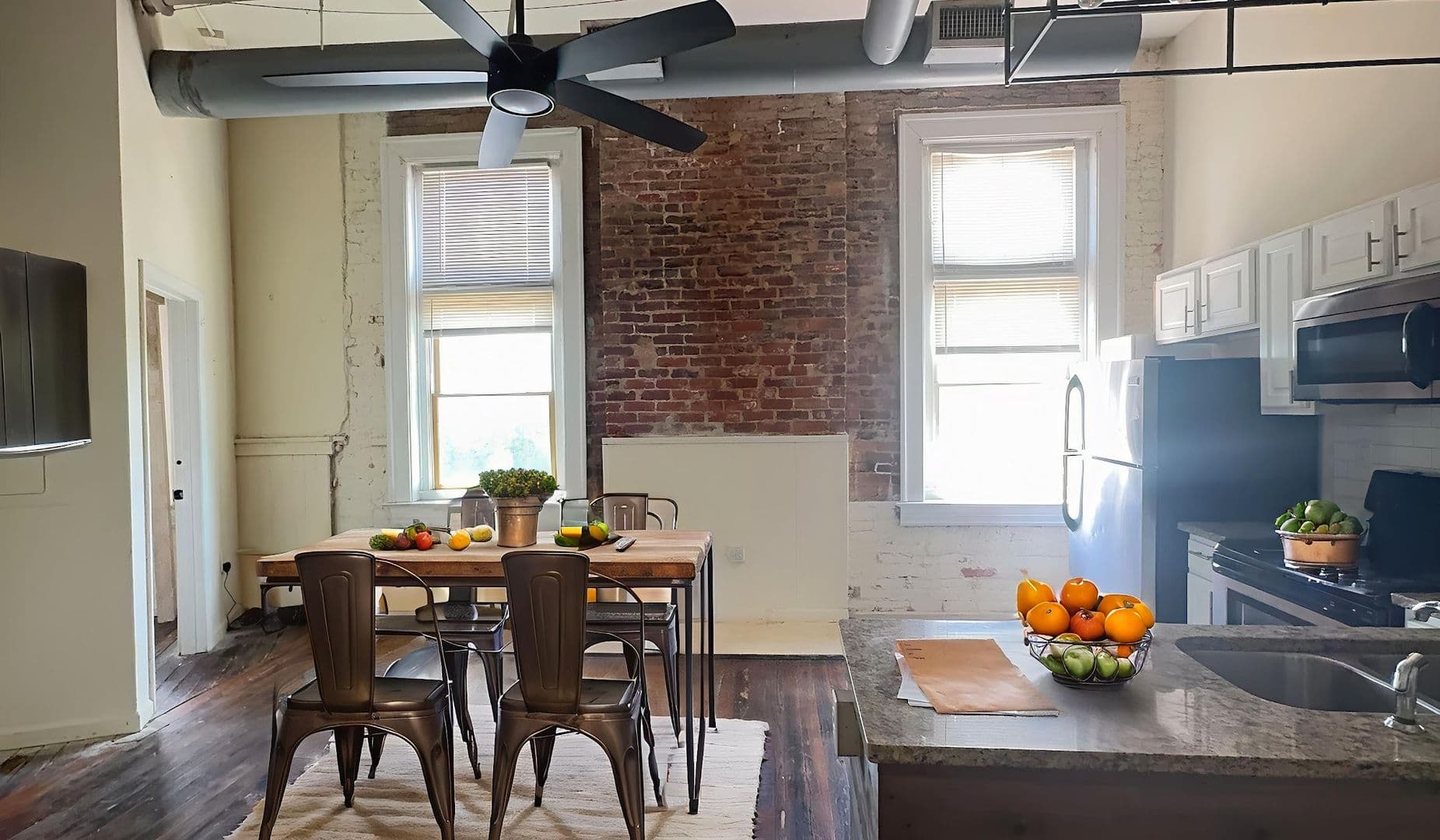Athens Apartment: 580 E Broad St