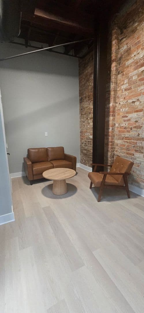 Athens Apartment: 580 E Broad St